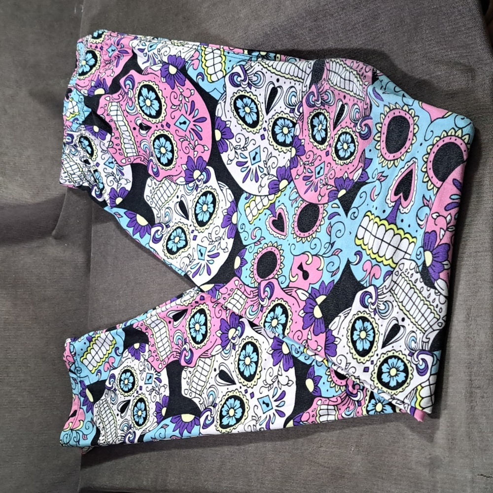 Thalia Black White Pink Purple Blue Sugar Skull Leggings G One Size Plusze